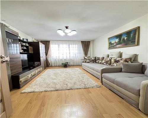 Apartament 3 camere, Decebal