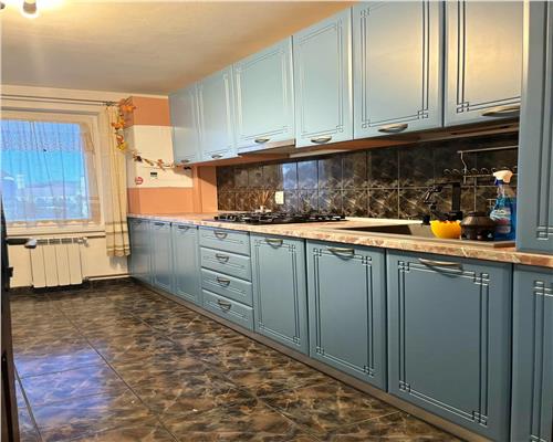 Apartament 3 camere, Sensul Vechii