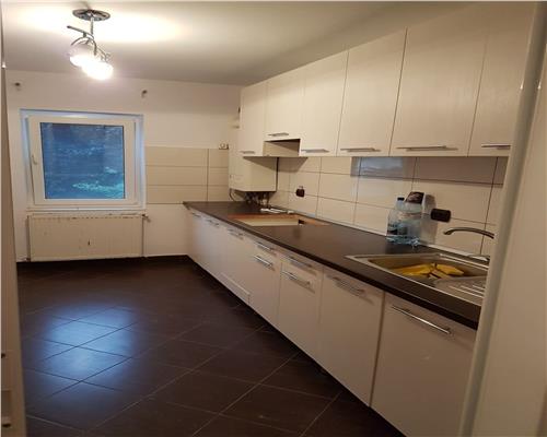 Apartament 3 camere, Imparatul Traian